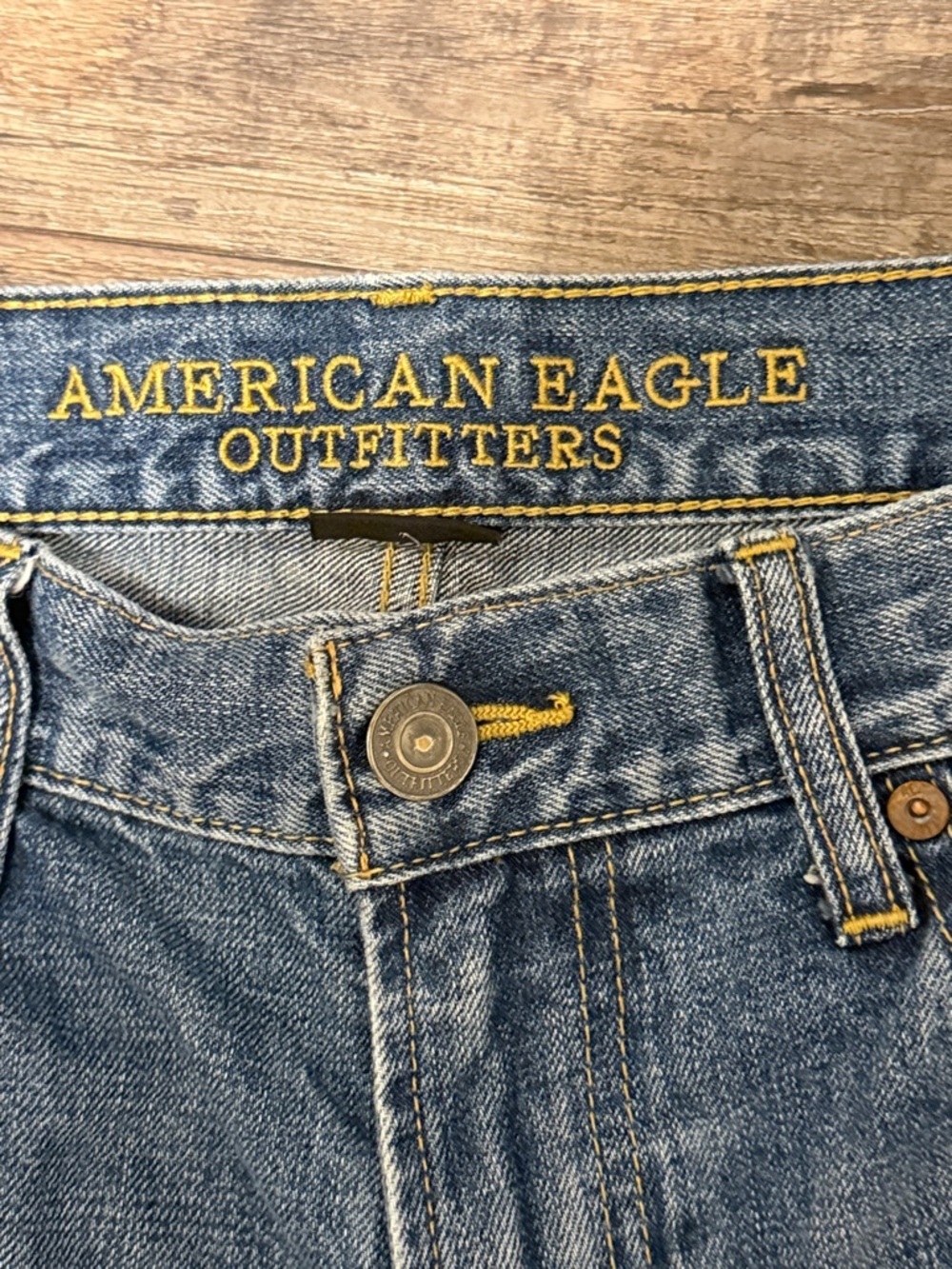 American Eagle Outfitters Men’s Light Blue Wash Slim Straight Jeans 34x36 - Picture 3 of 5